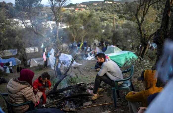 «Ужас и страдания»: 10 фотографий о жизни мигрантов в греческом лагере