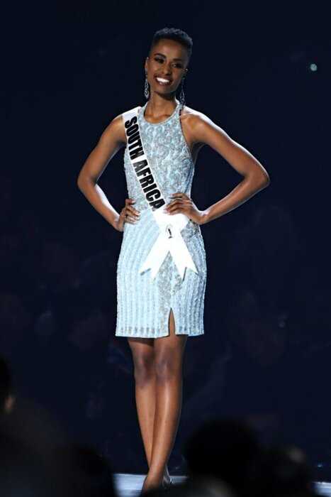 «Мисс Вселенная 2019» — красавица из ЮАР Зозибини Тунци