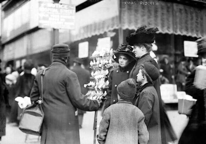 25+ фото предпраздничной суеты и рождественского шоппинга в Нью-Йорке 1910 года