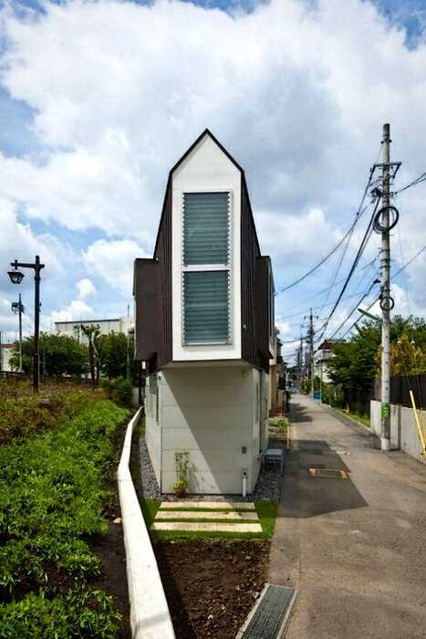 Самый узкий дом японии поразит вас, как только вы переступите порог