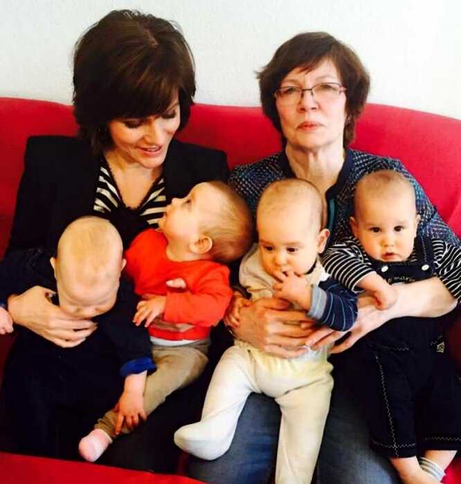 Как сложилась судьба женщины, родившей четверняшек в 65 лет