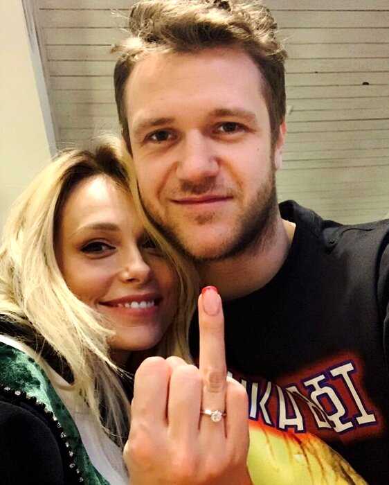 Экс-супруга «Иванушки» выложила откровенное фото с 28-летним возлюбленным