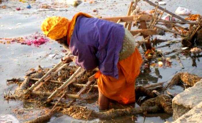 «Святая река Ганг»: почему индийцы загрязняют главную реку страны?