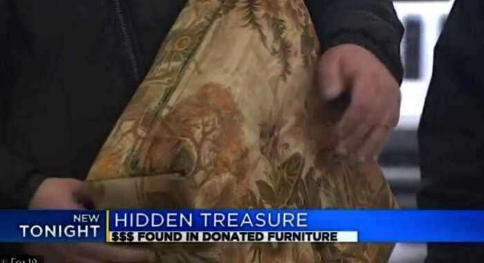 Мужчина купил старый диван в барахолке и не подозревал, что приборел сокровище