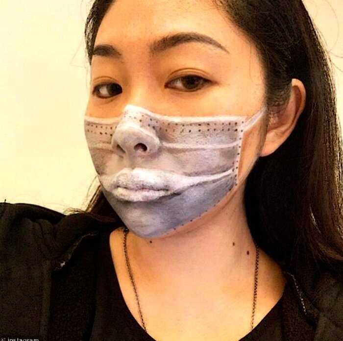 Новый челлендж #maskmakeup заставляет женщин обратить коронавирус в красоту