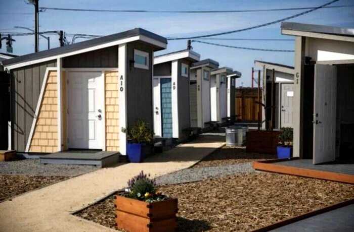 «Настоящий рай»: в Калифорнии построили «крошечные дома» для бездомных