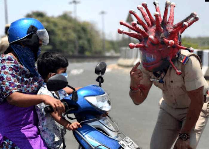 Полицейский в Индии решил повысить эффективность борьбы с нарушителями карантина