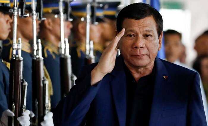 Президент Филиппин приказал расстреливать нарушителей карантина на месте