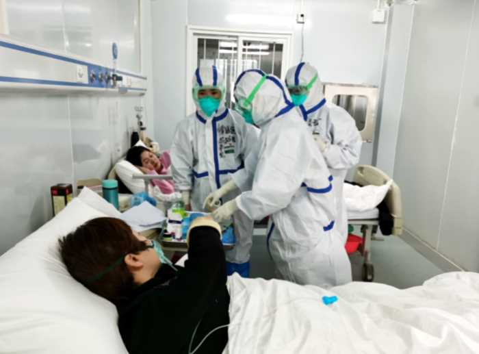 Китайские ученые: «Коронавирус распространяться на расстояние до 4-х метров»