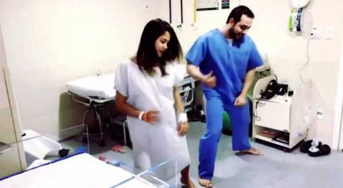 Врач-гинеколог из Бразилии танцует с беременными, чтобы облегчить их схватки