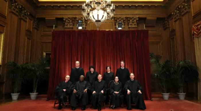 Почему судьи Верховного суда США служат пожизненно