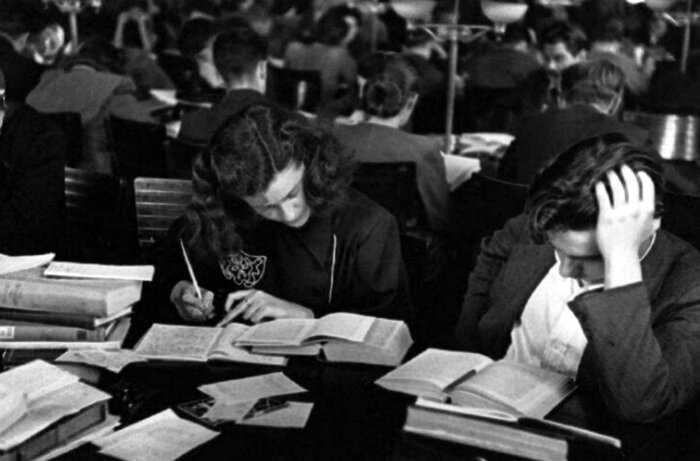 Как в СССР учились в вузах: нюансы советского высшего образования