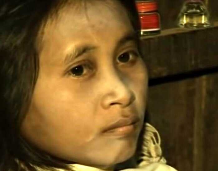 8-летняя девочка потерялась в джунглях, но спустя 20 лет вернулась домой
