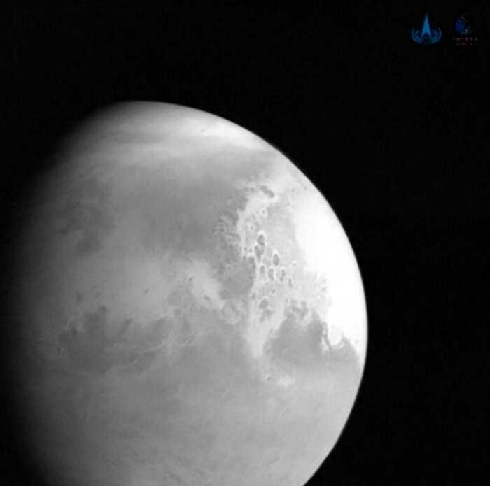 Китайский зонд «Тяньвэнь-1» прислал свое первое видео с орбиты Марса