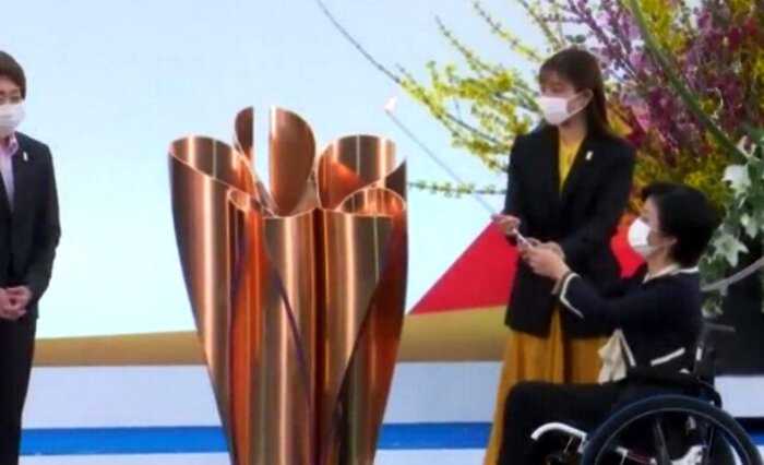 В Японии стартовала эстафета олимпийского огня, однако японцы, мягко говоря, не в восторге