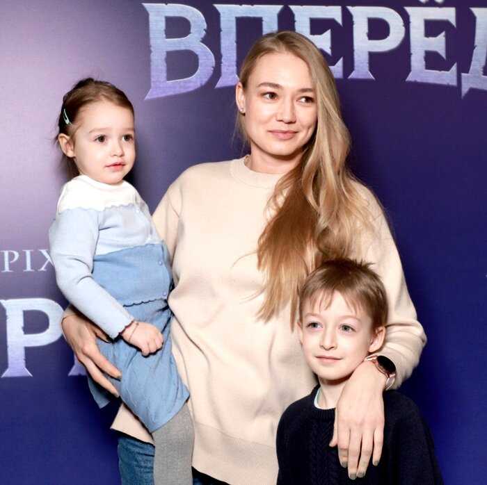 Самые красивые и знаменитые российские многодетные мамы