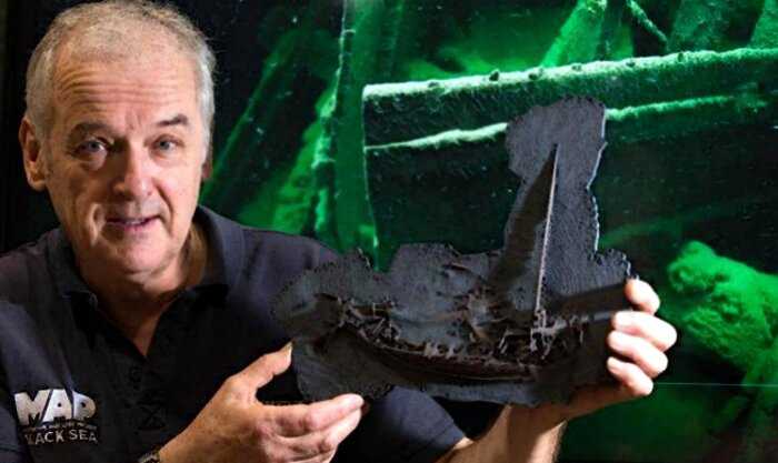 На дне Черного моря нашли самый старый корабль в истории. Погружение к судну возрастом 2400 лет