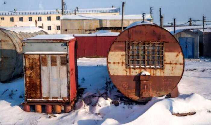 Люди на Крайнем Севере часто живут в цистернах
