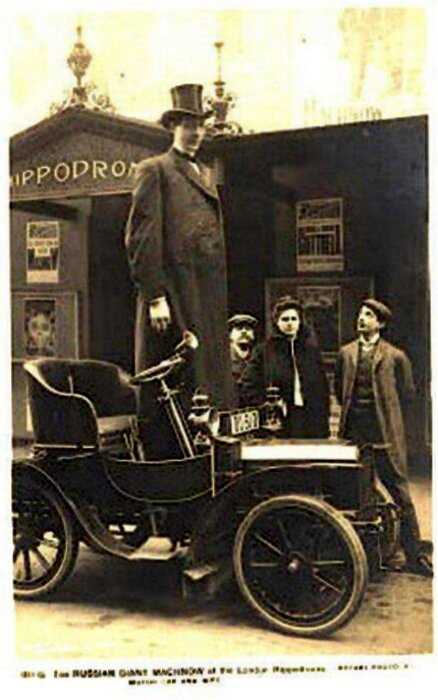 Самый высокий человек на планете жил в Российской империи. Рост Федора Махнова был почти 3 метра