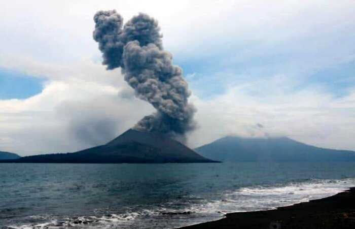 11 крупнейших извержений вулканов всех времён