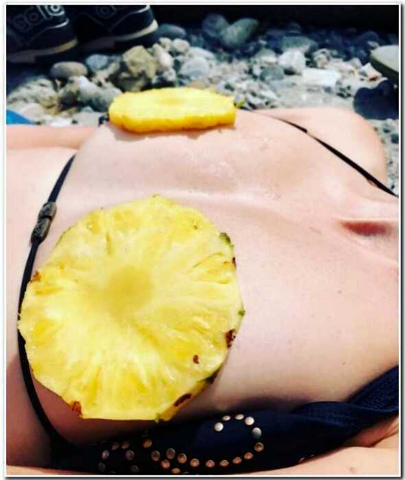 «Ананасовая грудь» - новый тренд в Instagram