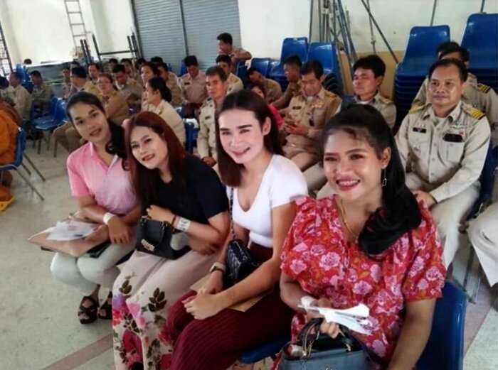“Смена пола вам не повод”: вот как выглядят призывники Таиланда, которые буду защищать страну