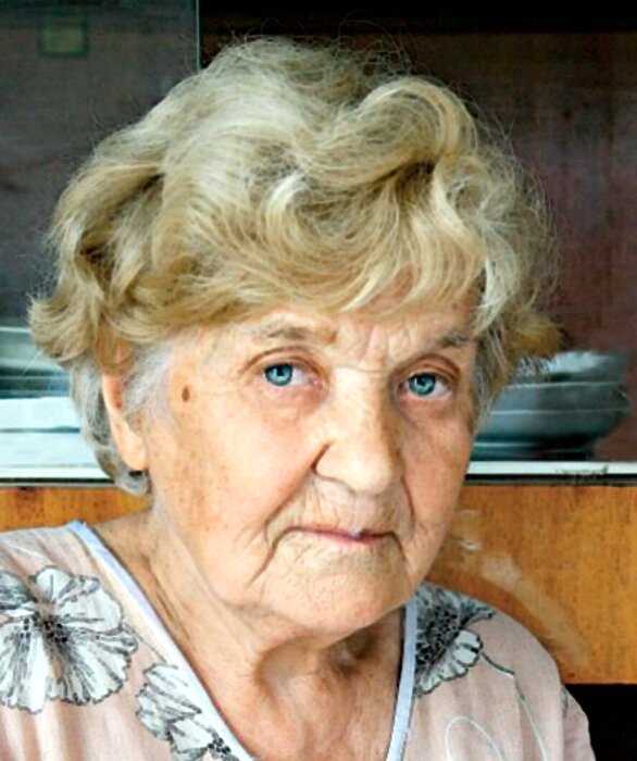Дочери Василия Шукшина оставили его жену без средств к существованию и в полном одиночестве