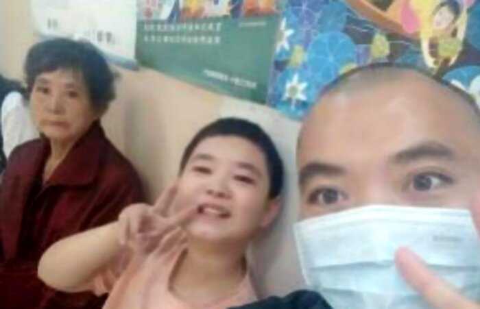 «Спасительная масса»: в Китае школьник набрал 13 кг, чтобы спасти отца