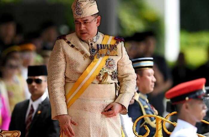 Король Малайзии готов платить Воеводиной, чтобы они с сыном не попадались ему на глаза