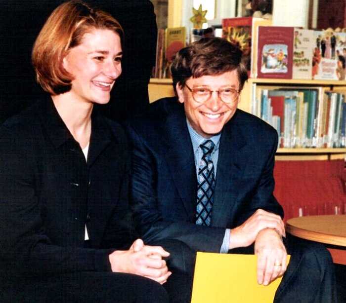 «Секрет успеха»: почему Билл Гейтс и его жена вместе моют посуду вот уже 25 лет?