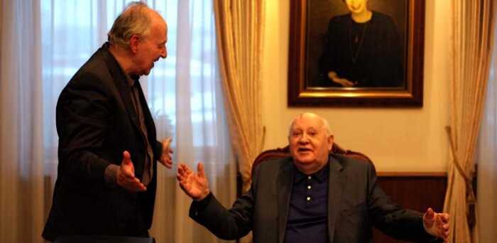 «Просто мрази»: Макаревич высказался о россиянах, недовольных Горбачевым