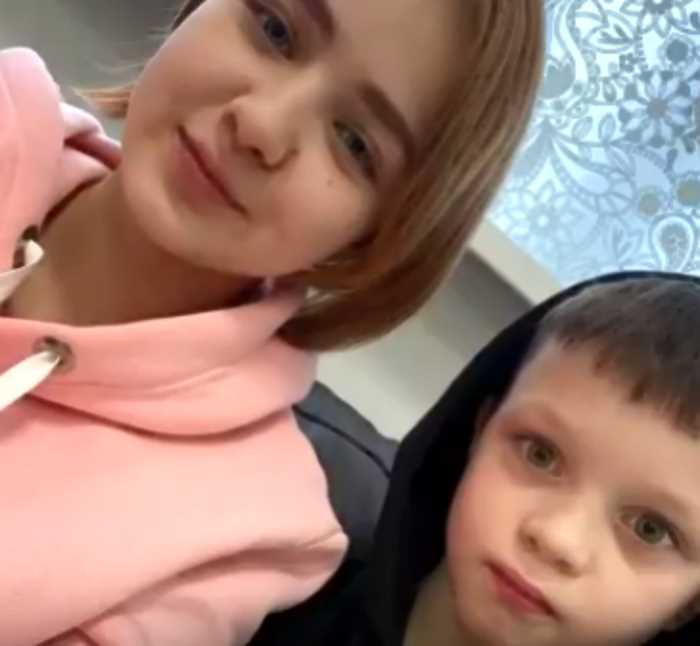 В Красноярске девочка-подросток забеременела от 10-летнего пацана и пришла к Малахову