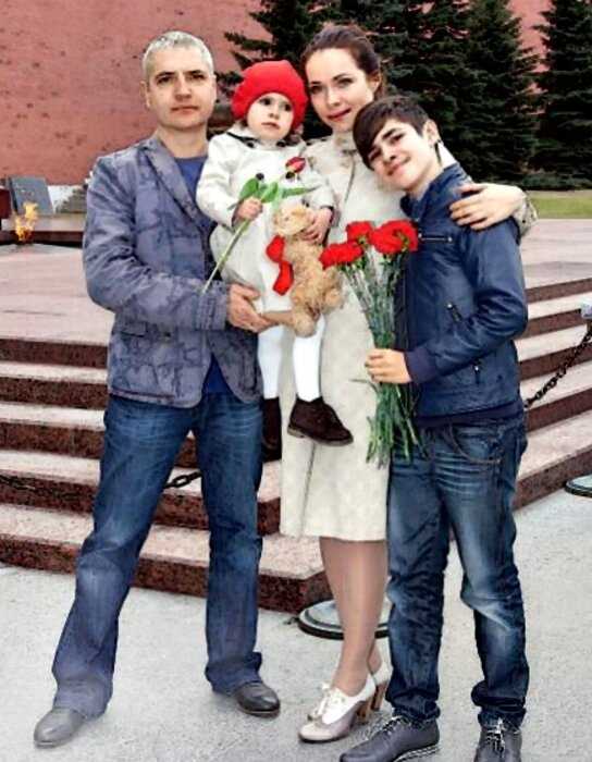 «23 года счастливого брака»: все о семейной жизни красавицы Екатерины Гусевой