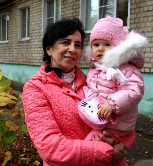 Как сложилась судьба москвички, родившей дочку в 60 лет