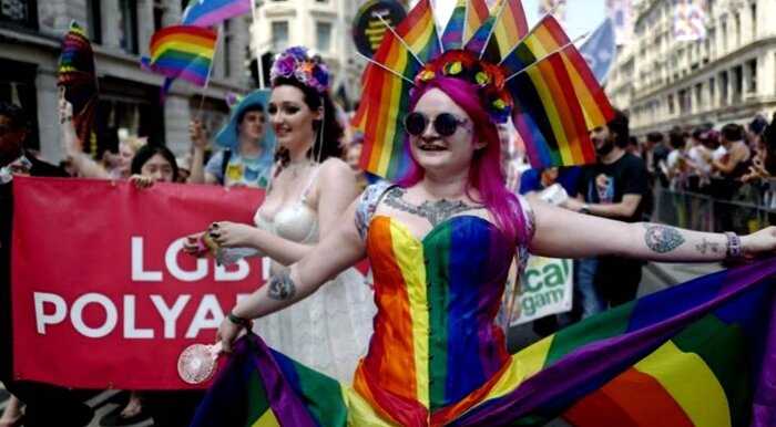 «Ну вот и все»: Британские медики оставят умирать тех, кто не любит геев