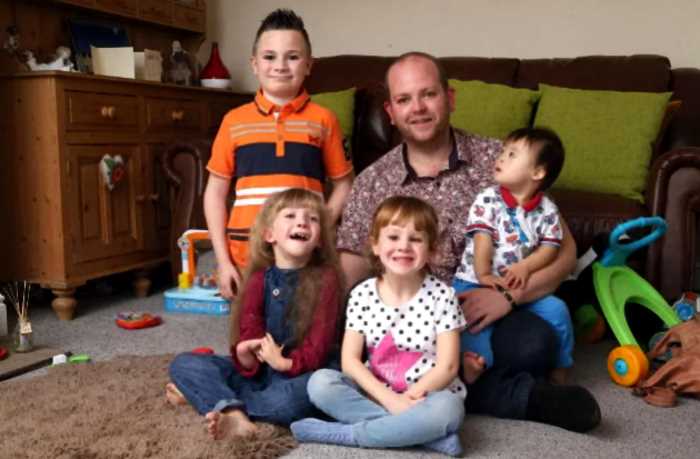 Одинокий папа усыновил 5 особенных малышей, чтобы подарить им достойное будущее