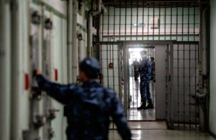 «Страшно представить, что будет если это проникнет в камеру»: тюрьма в эпоху пандемии