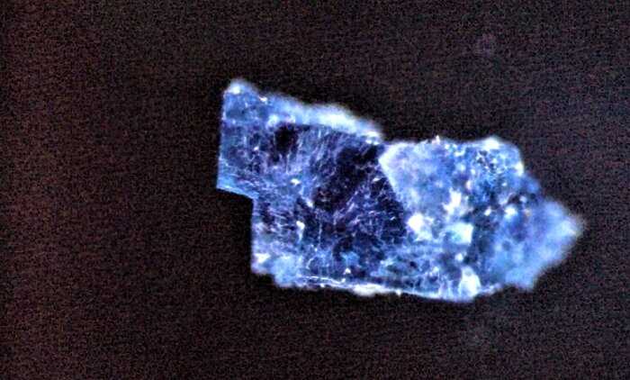 В этом кусочке метеорита есть все вещества, необходимые для зарождения жизни