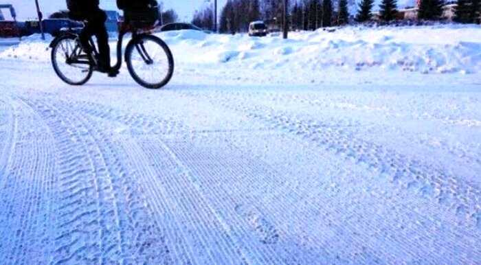 Финские школьники ездят в школу на велосипедах при температуре -17 °C