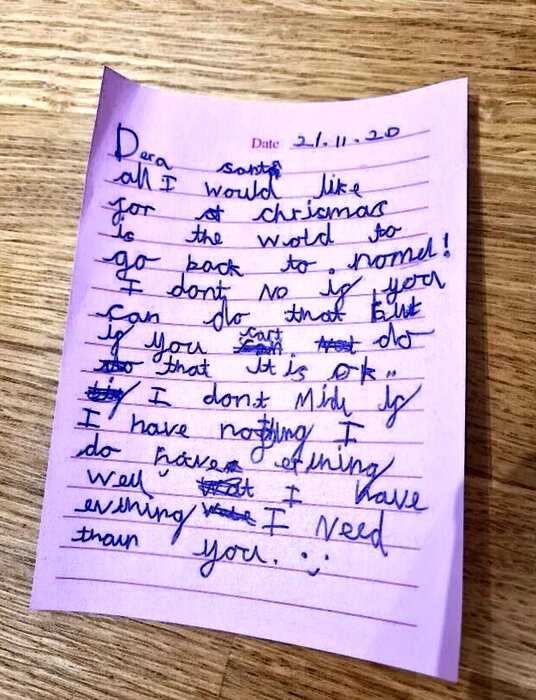 8-летняя девочка в своем письме попросила Санта Клауса оставить её без подарков, но то, что попросила — взорвало соцсети, ведь это касается каждого!