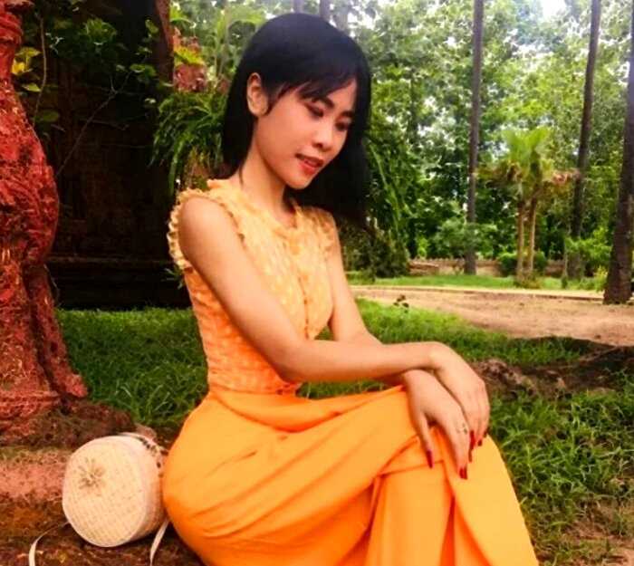 Юная студентка из Мьянмы ошеломила всех свой невероятной талией