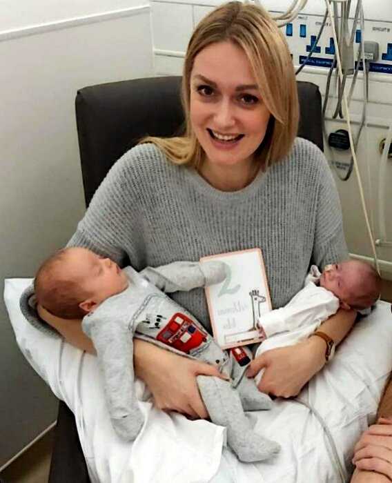 Забеременела во время беременности: редкий случай рождения двойняшек зарегистрирован в Британии