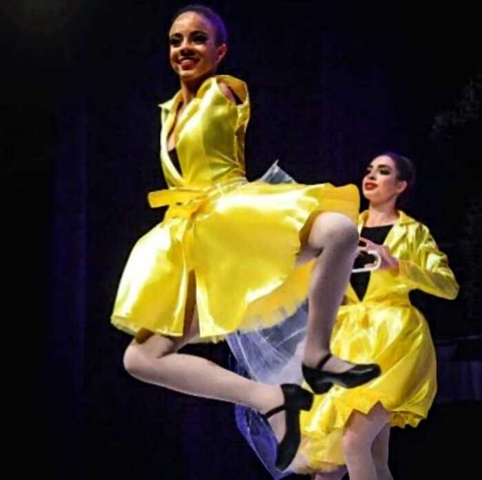 Балерина без рук Витория Буэно. Как она танцует и удается ли вести полноценную жизнь в свои 16