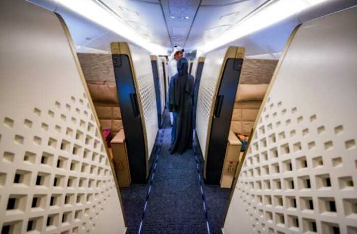 Вот как выглядит путешествие на борту самого роскошного самолета в мире