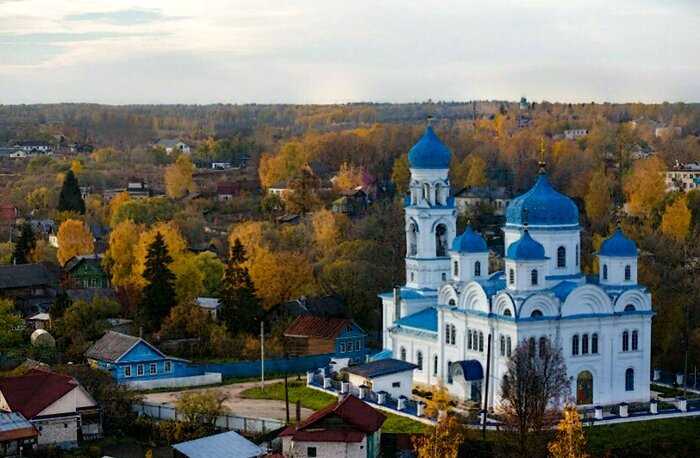 Россия в миниатюре: 5 крошечных отечественных городов, где захочется остаться навсегда