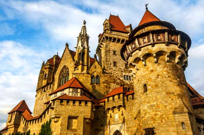 Как отапливались средневековые замки
