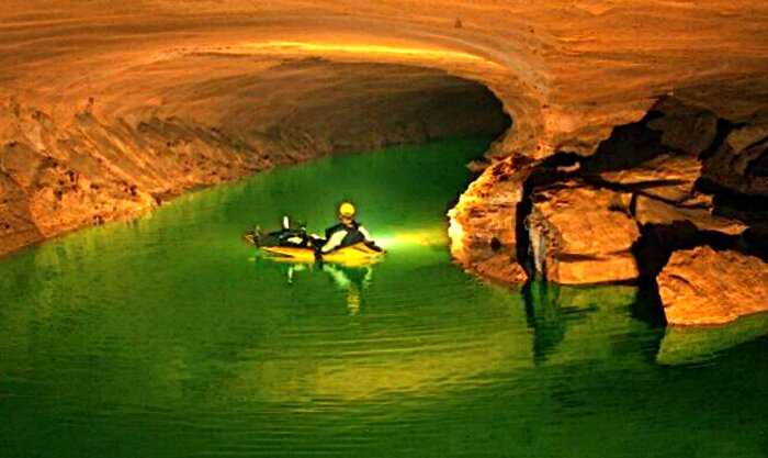Мамонтова пещера идет под землей на 800 километров. Теперь спелеологи открыли новые ходы и называют ее «бездонной»