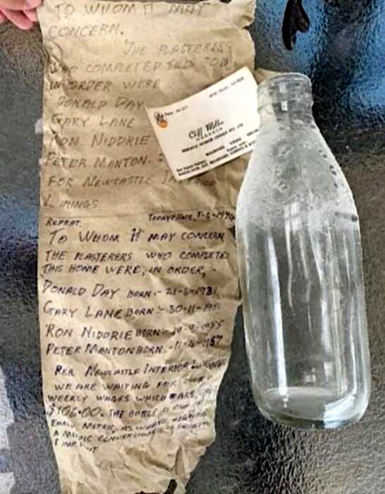 Мужчина делал ремонт и нашел бутылку с интересным посланием из прошлого и нашел автора письма