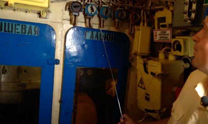 Как моются на подводных лодках, когда находятся по 90 дней под водой в рейде