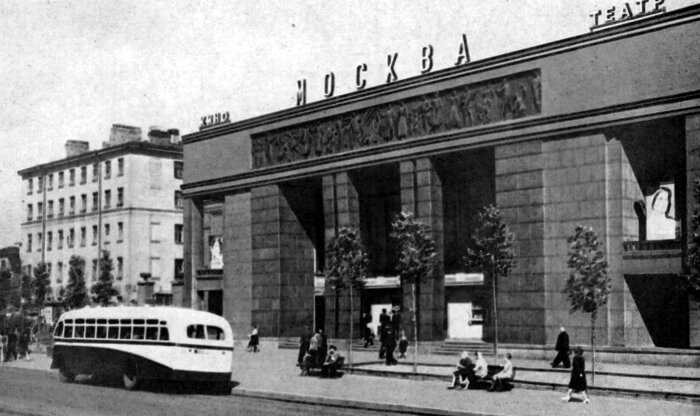 Какими были старейшие кинотеатры России